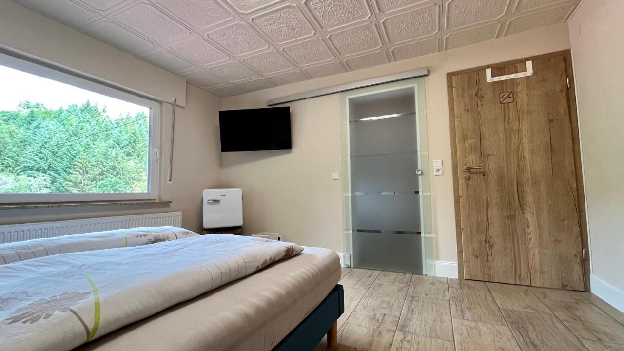 Franky House Am Nuerburgring Quiddelbach Exterior foto